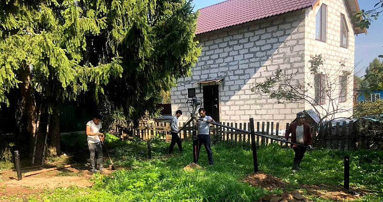 Бытовка на сваях Бытовка на сваях
